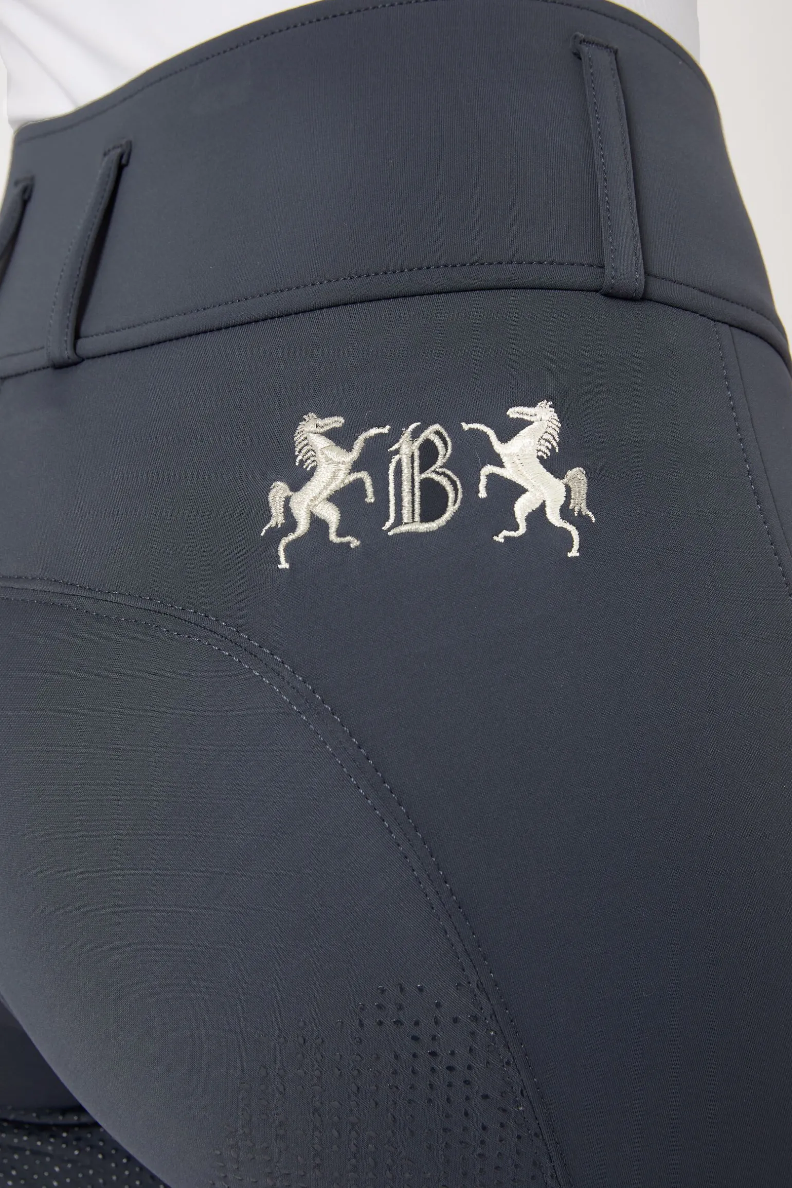 B Vertigo Meghan helforsterkede ridebukser med høyt liv til dame