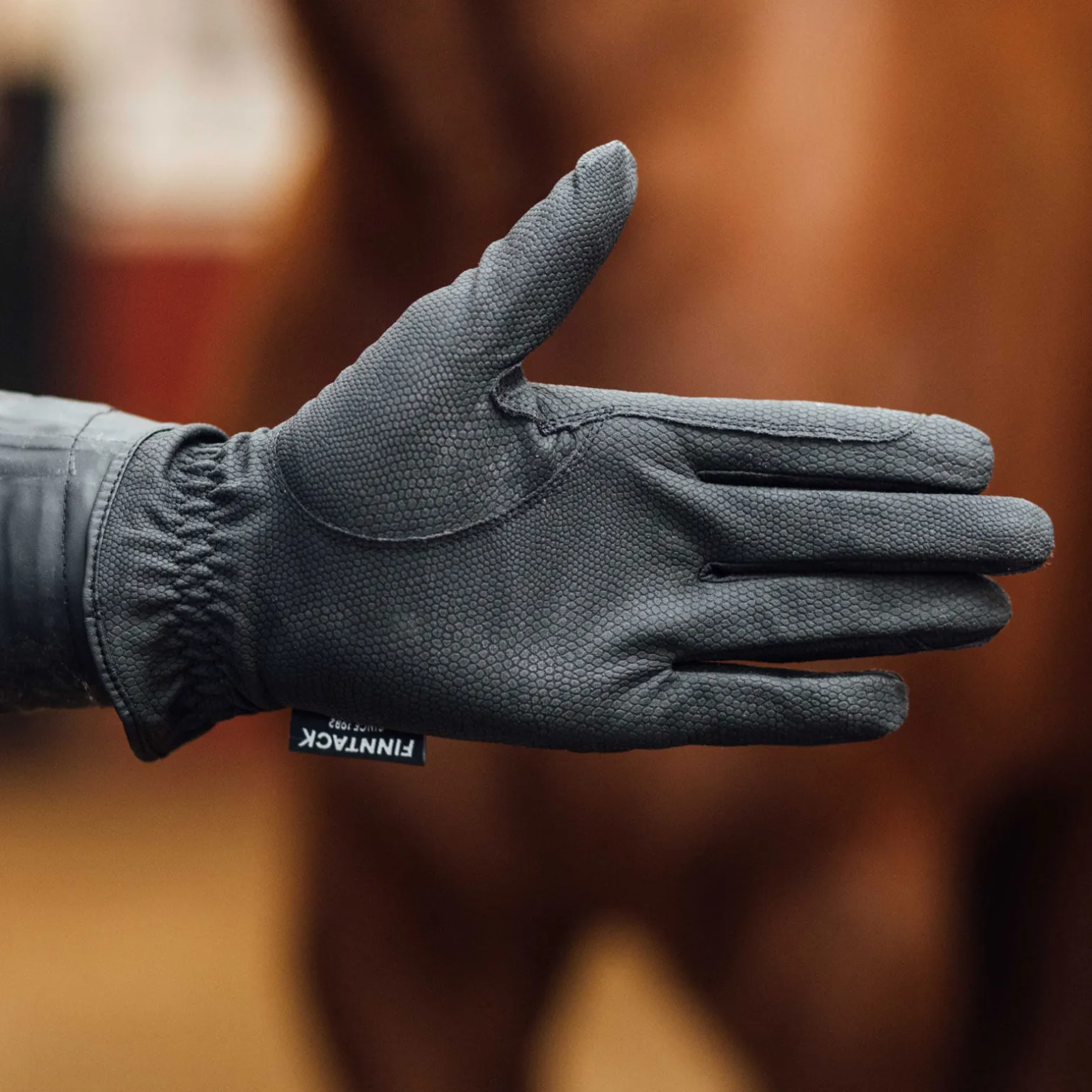 Finntack Pro Orlando hansker i syntetisk lær