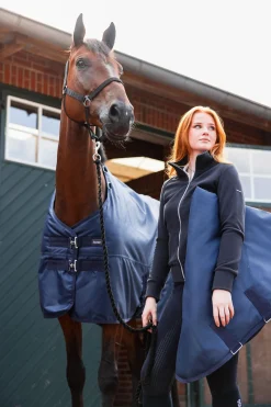 Horze 840D utedekken med avtagbar hals, 200g