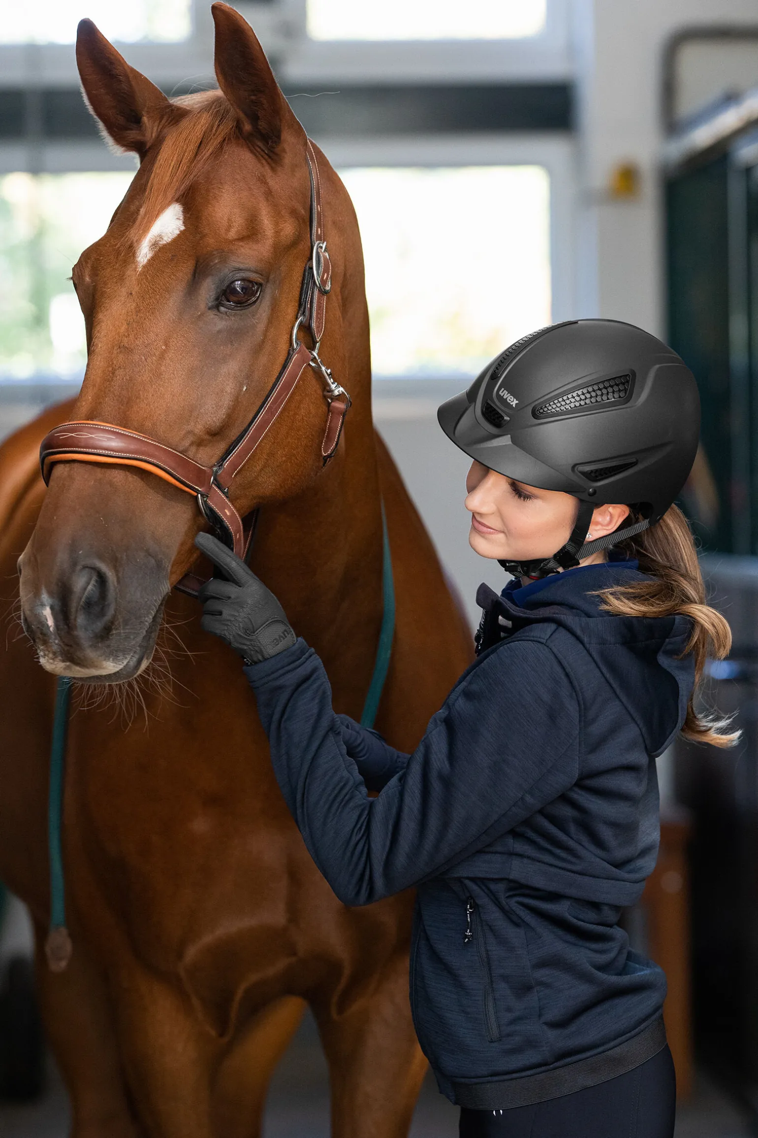 Uvex sportstyle Riding Gloves